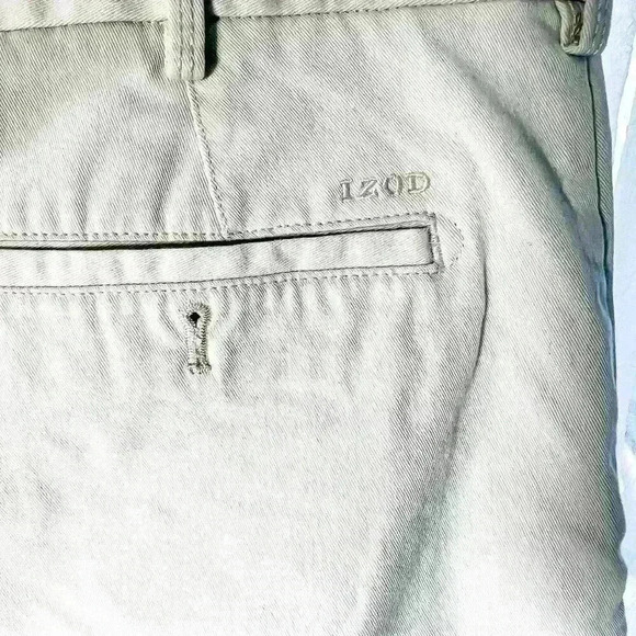 IZOD size 32 cream color golf shorts mens - Picture 4 of 14